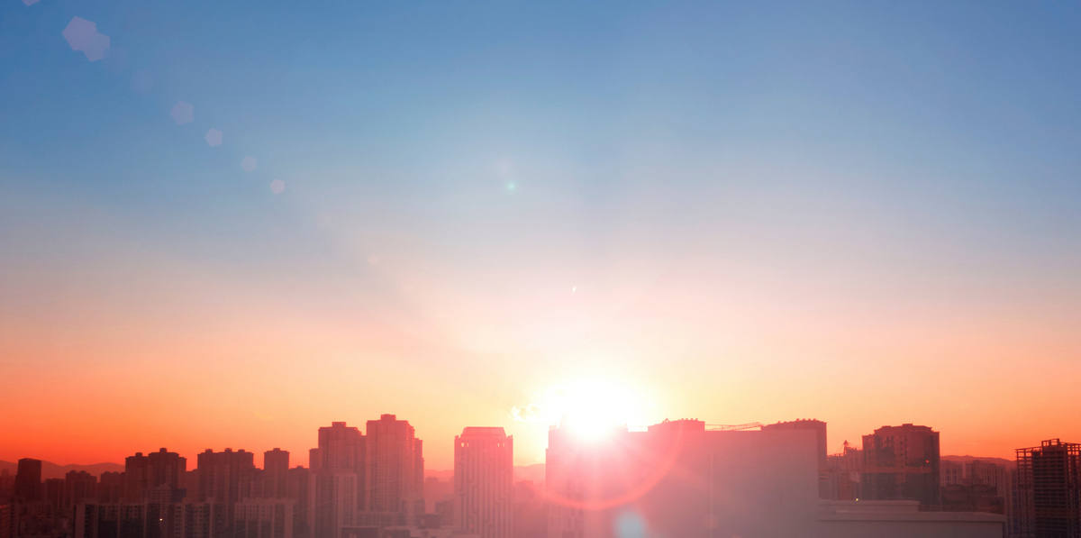 City sunset view (AdobeStock_19500942)